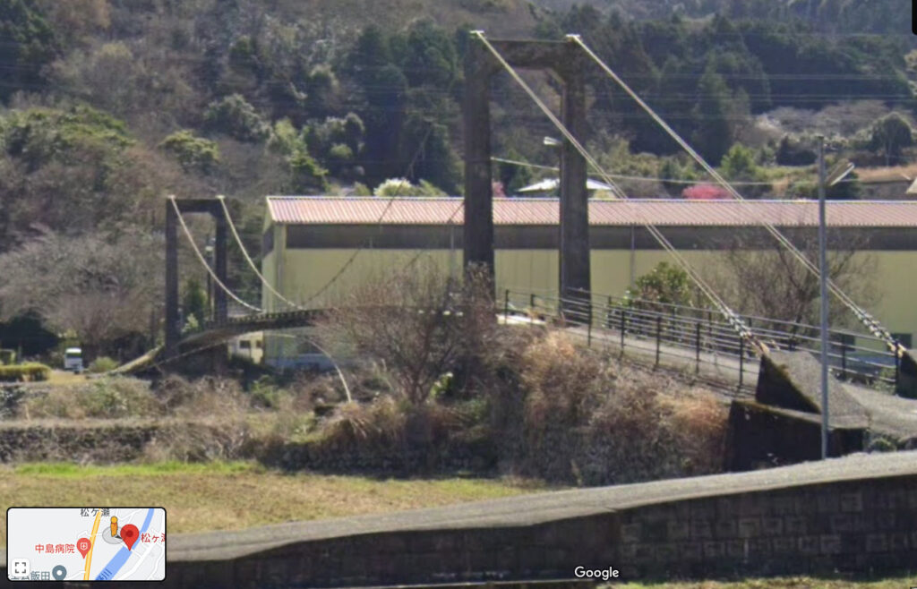 狩野川にかかる唯一の木製吊り橋「松ヶ瀬橋」